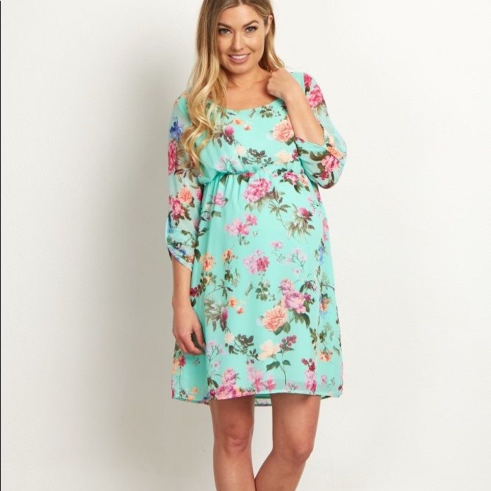 PinkBlush Maternity dress size Small NWT